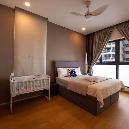 ג'והור בהרו Comfy 3Br Apt In Danga Bay Free Parking Sea View מראה חיצוני תמונה