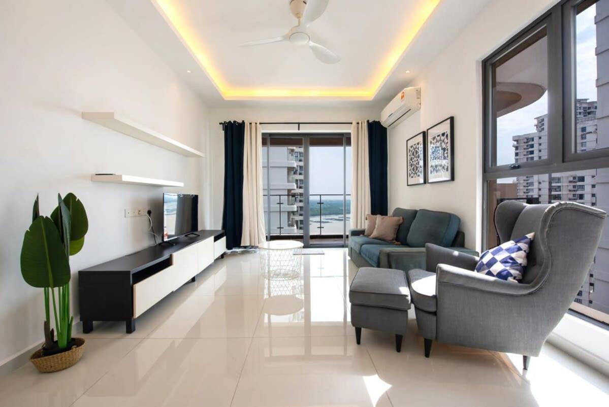 ג'והור בהרו Comfy 3Br Apt In Danga Bay Free Parking Sea View מראה חיצוני תמונה